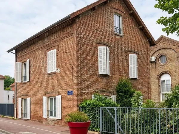 Immeuble 6 pièces 156 m²