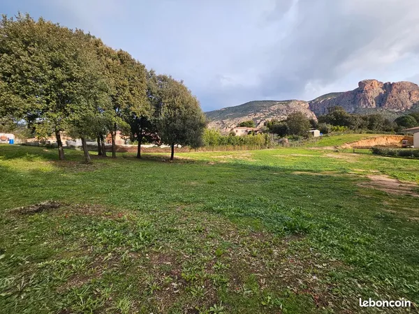 Terrain constructible hors lotissement - APPIETTO / PISCIA ROSSA - 1 167 M² - 198 000