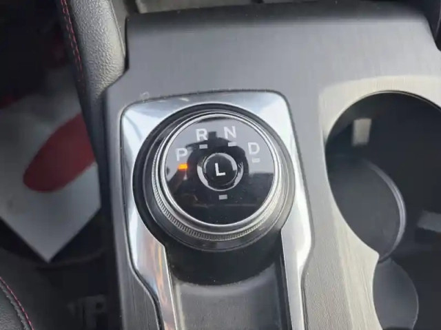 Ford Kuga 2.5 duratec 225ch powersplit phev st-line x ecvt — photo 8