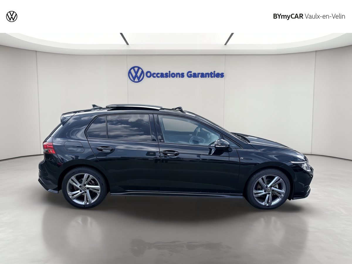 Volkswagen Golf 1.5 eTSI OPF 130 DSG7 — photo 6