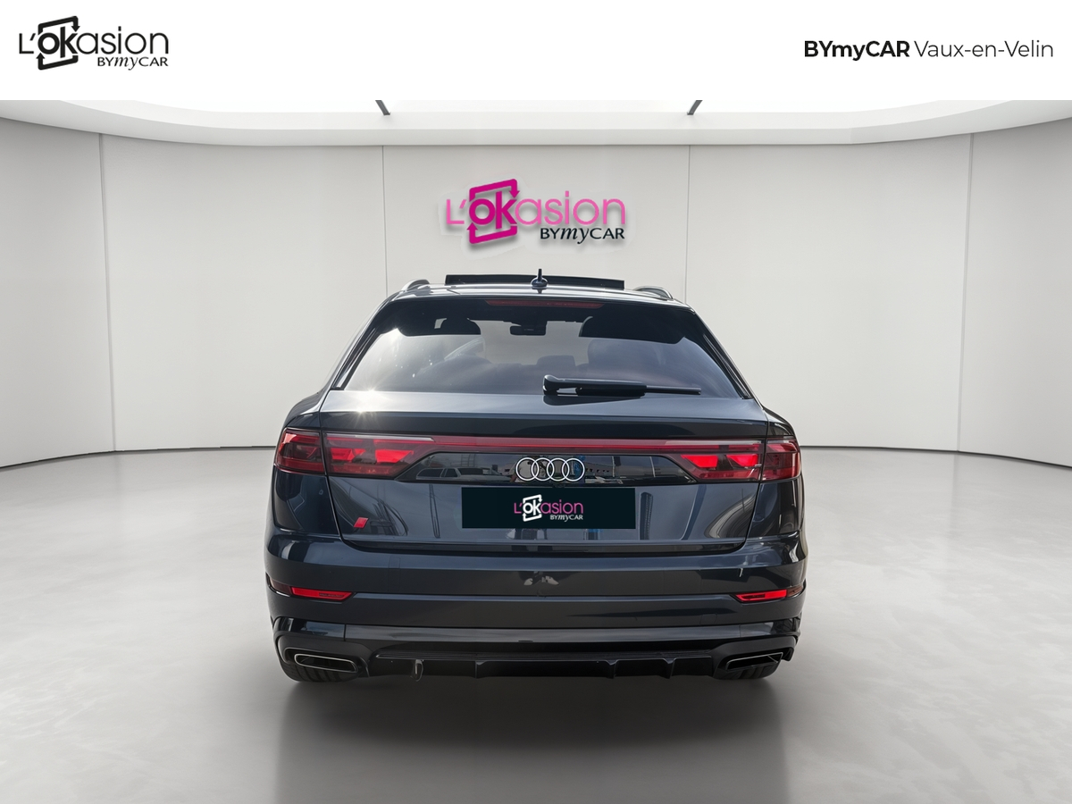 Audi Q8 60 TFSI e 490 Tiptronic 8 quattro — photo 4