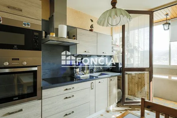 Appartement 4 pièces 80 m²