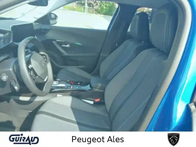 Peugeot 2008 electrique 136 ch — photo 13