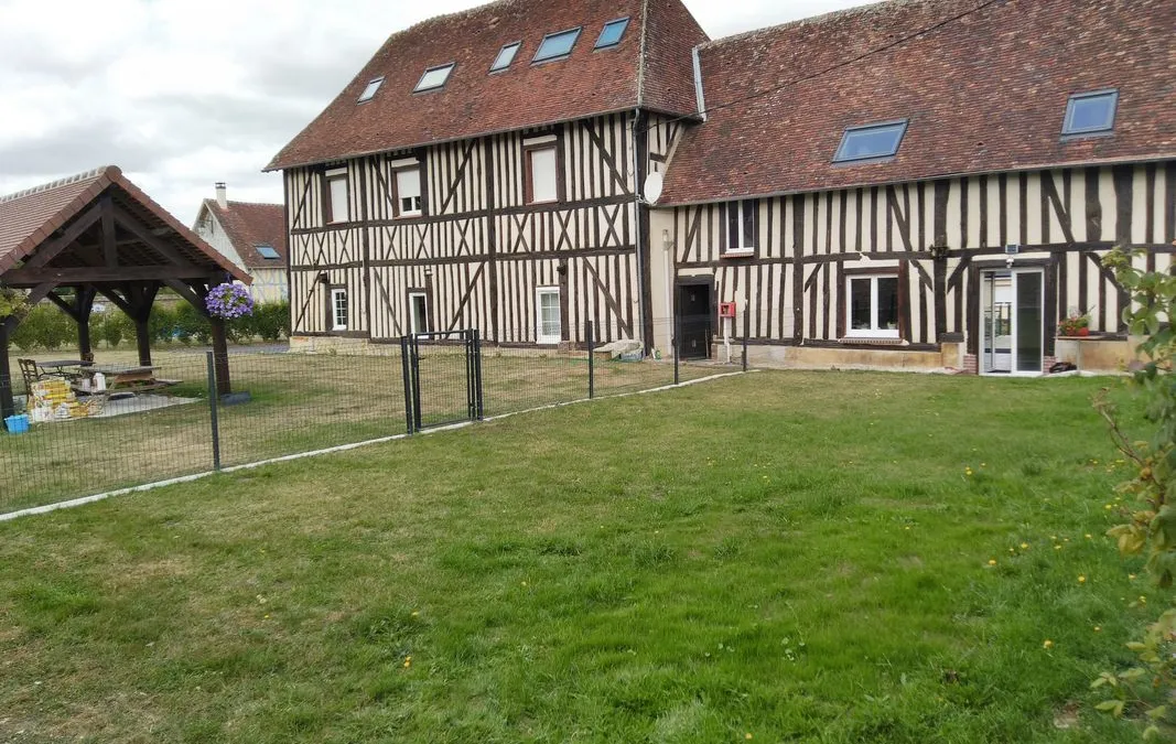 Photo 1