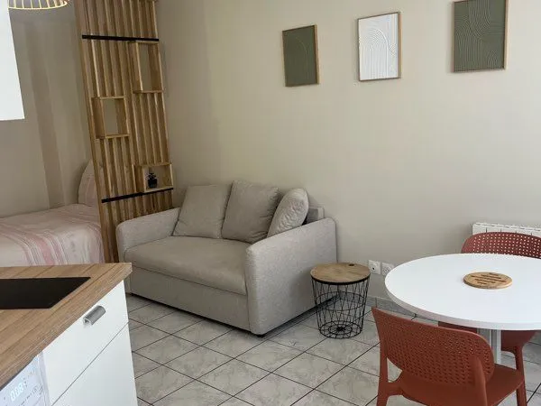 Studio meublé 25 m² lumineux - Centre-ville - Gare à 4 min - 420 CC