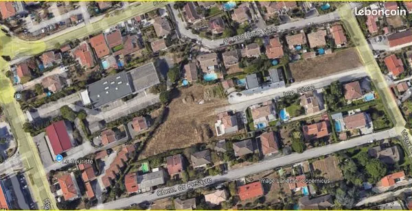 Rare à Blagnac, Grand terrain entièrement viabilisé de 813m² au calme - libre de constructeur
