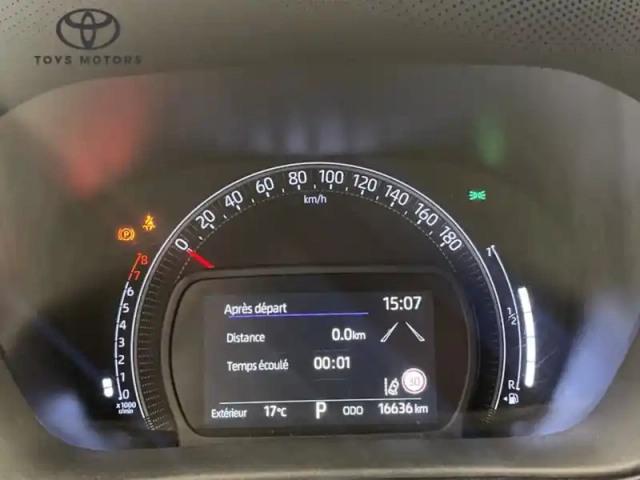 Toyota Aygo 1.0 s-cvt 72 design — photo 14