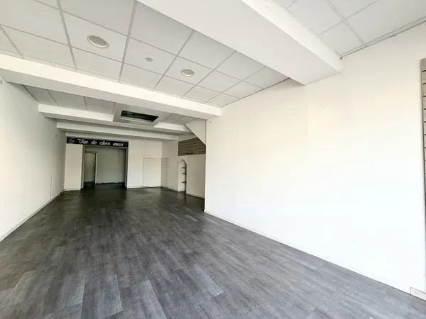 Local 120 m²