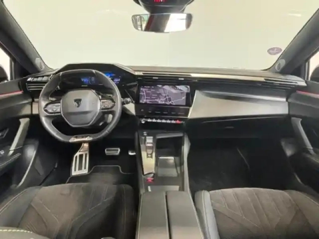 Peugeot 308 phev 180 gt e-eat8 toit pano / led matrix / gps / camera 360 — photo 11