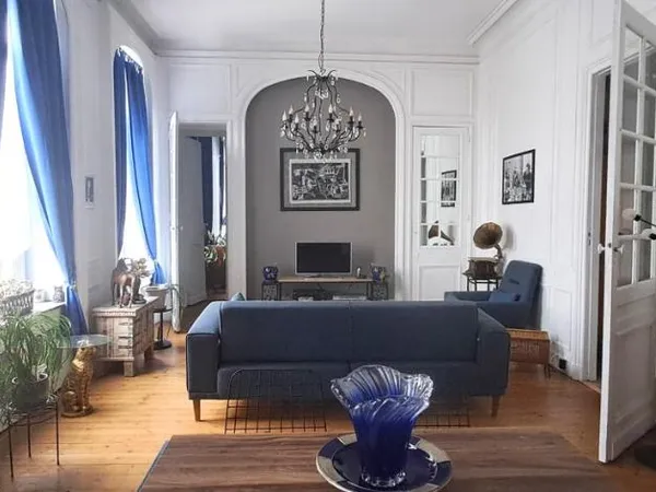 Appartement 3 pièces 131 m²