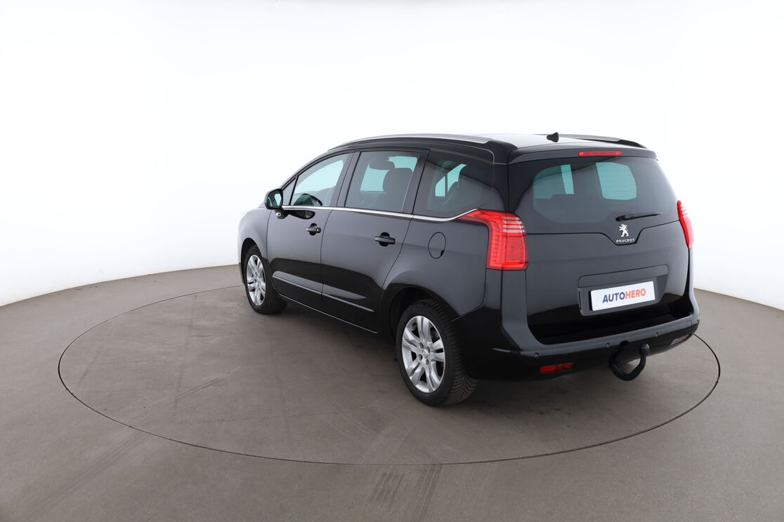 Peugeot 5008 2.0 Blue-HDi Allure — photo 3