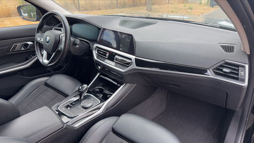 BMW Serie 3 Touring 330d 265 Steptronic8 - Business – 2020 – 172738 km – Diesel – Boîte Automatique — photo 14