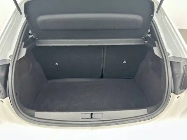 Peugeot 208 puretech 100 s&amp;s bvm6 — photo 33