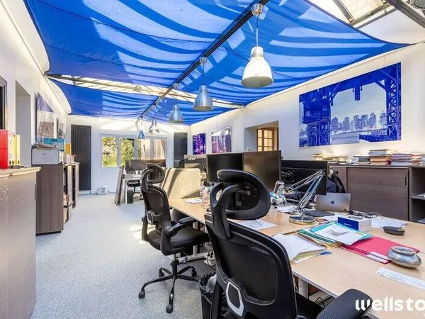 Local 173 m²