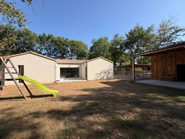 AIZENAY (85)- CALME ABSOLU - VILLA CONTEMPORAINE 2024 GRAND CONFORT 4 CHAMBRES AVEC GARAGE SUR 783 M