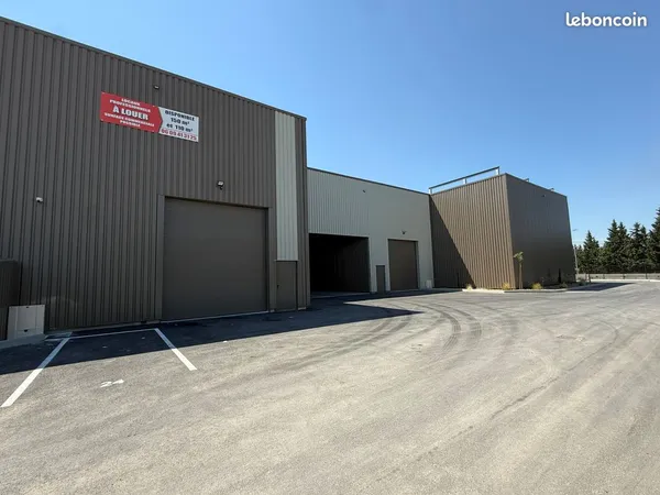 Local 150 m2 neuf