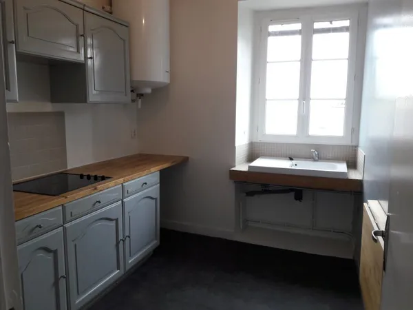 Loue appartement T1 bis Moutonnerie