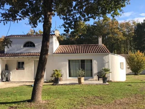Maison à louer à Breuillet