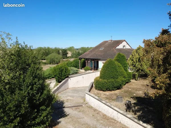 Propriété 6 pièces 130 m²