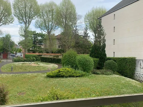 Parking 12 m²