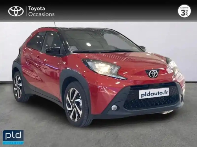 Toyota Aygo X 1.0 vvt-i 72ch design my24 — photo 2