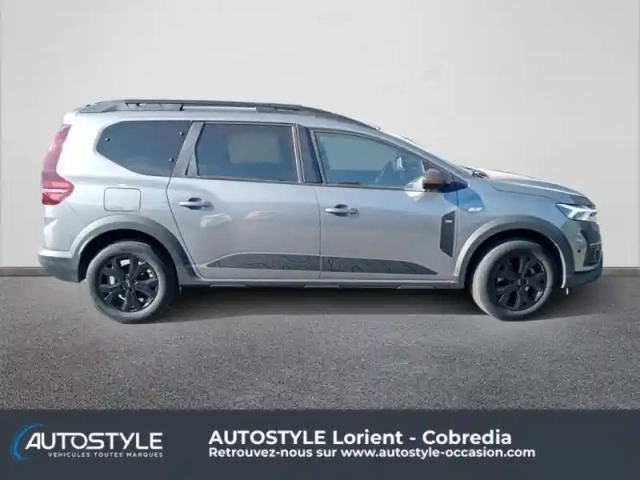 Dacia Jogger 1.0 tce 110ch extreme 7 places -24 — photo 8