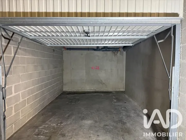Parking 15 m²