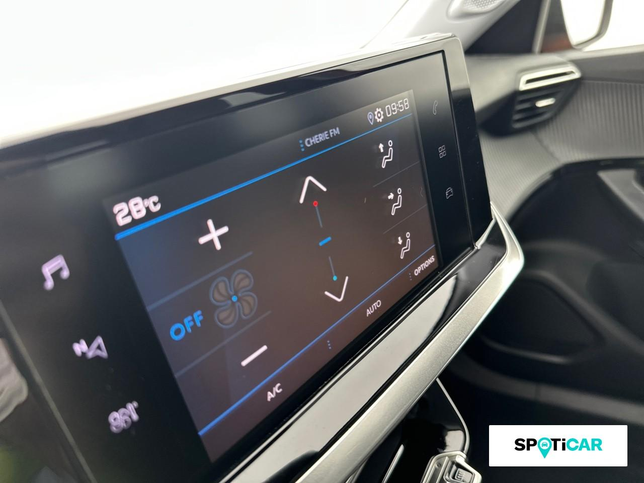 Peugeot 2008 1.2 puretech 130ch s&s allure — photo 13