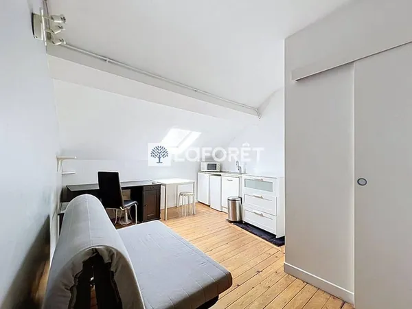 Studio 1 pièce 14 m²