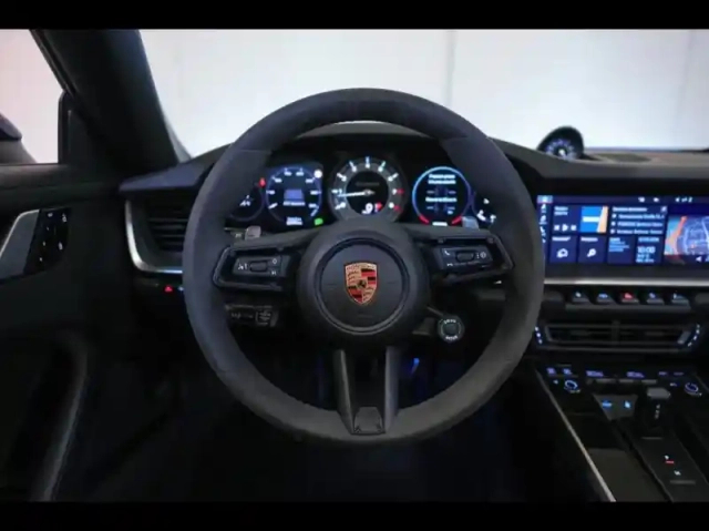 Porsche 911 cabriolet 3.7 650ch turbo s pdk — photo 29