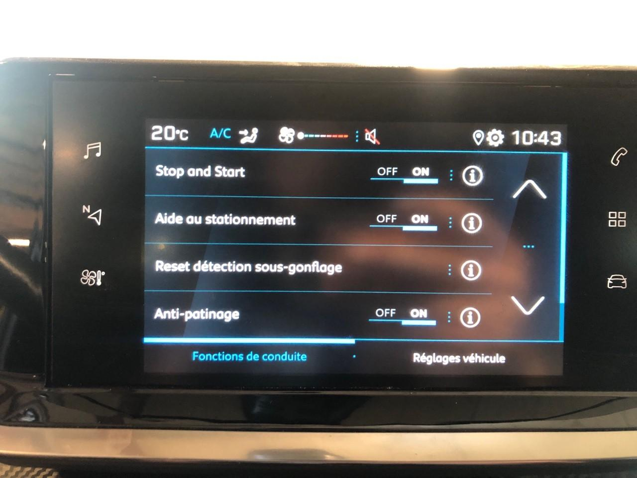Peugeot 208 puretech 100 s&s eat8 style — photo 21