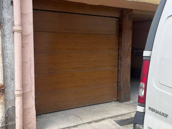 Parking 15 m²