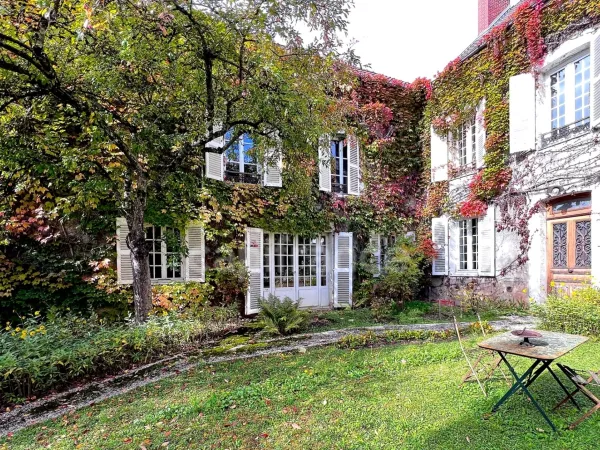 Maison 14 pièces 475 m²
