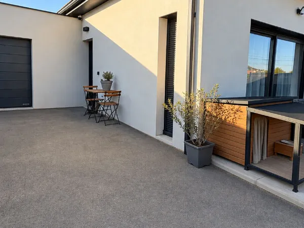 Maison très récente - 3 chambres avec jardin