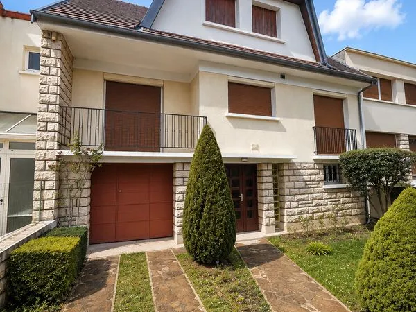 Maison familiale 170 m² avec jardin et double garage - Antony