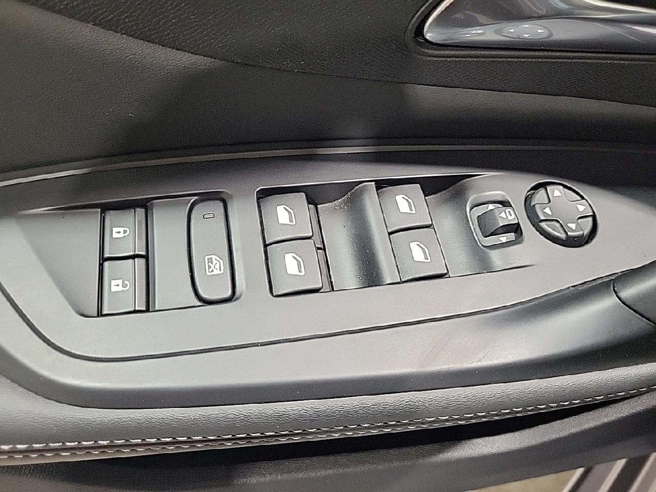 Peugeot 308 puretech 130ch s&s bvm6 allure pack — photo 23