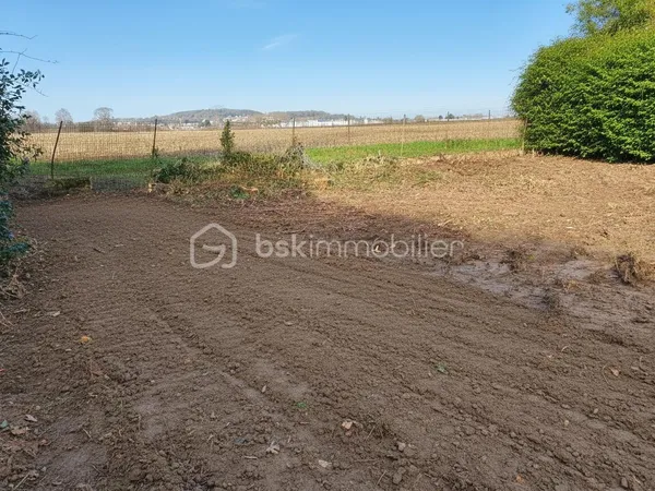 Terrain 639 m²