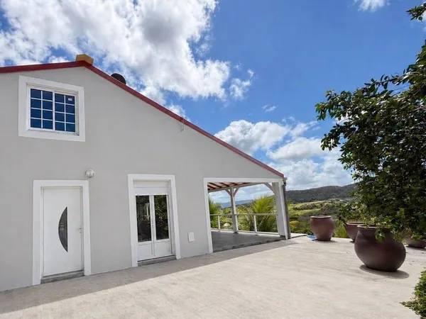 Villa 8 pièces 213 m²