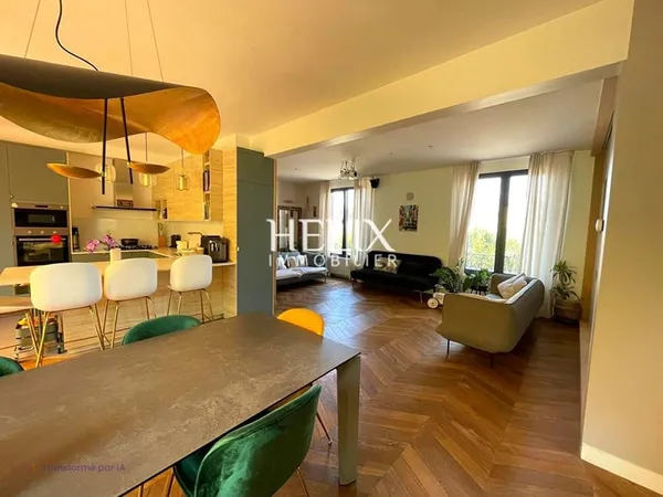 En exclusivité Maison à louer à Nanterre avec dépendance double garage et jardin calme proche Gare