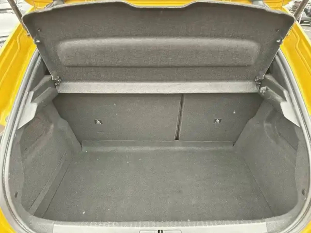 Peugeot 208 puretech 75 s&amp;s bvm5 — photo 6