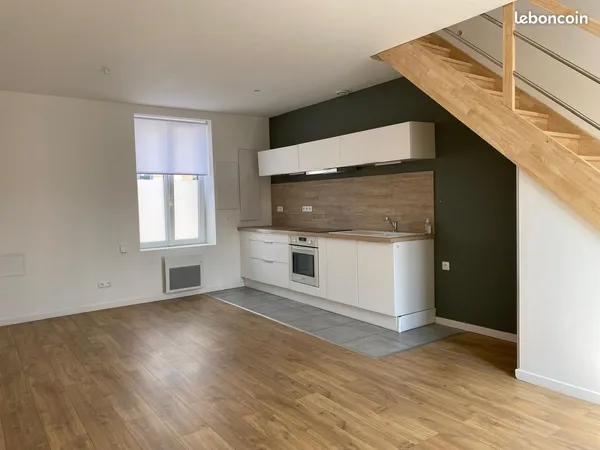 A louer T2 duplex Hem Centre