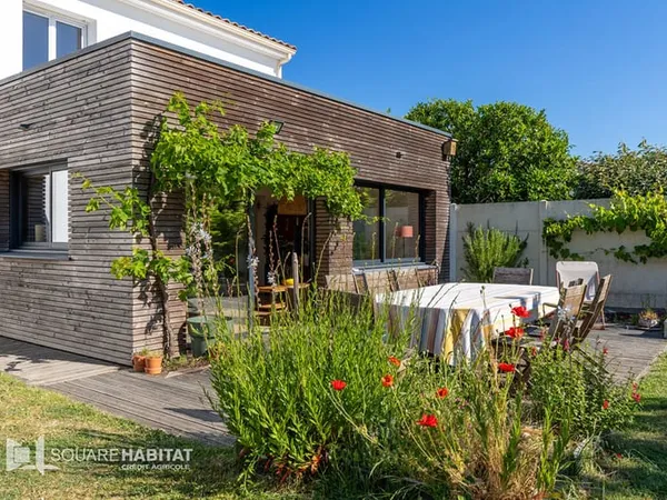 Maison Saint Hilaire rénovée clé en main avec 5 chambres , jardin sans vis-à-vis, emplacement recher