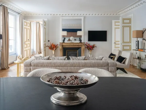 EXCLUSIVITÉ // GRENELLE - BAC - Appartement 5 pièces