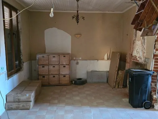 Maison de ville / travaux a prevoir