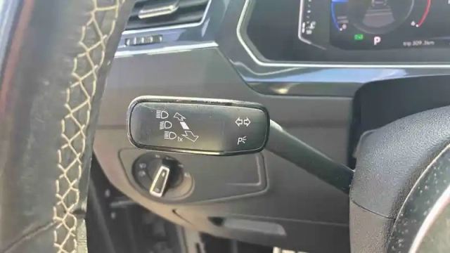 Volkswagen Tiguan 2.0 tdi 150 dsg7 — photo 28