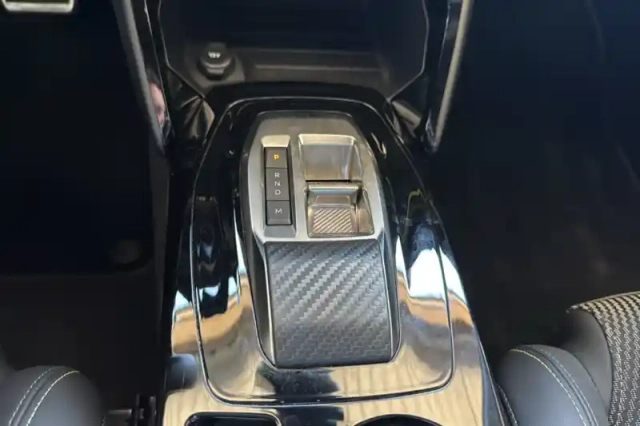 Peugeot 208 hybrid 100 e-dcs6 — photo 59