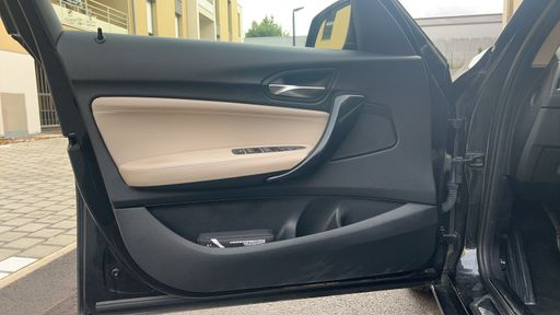 BMW Serie 1 114d 95 - Urban Chic – 2017 – 123715 km – Diesel – Boîte Manuelle — photo 18