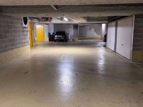Parking 10 m²
