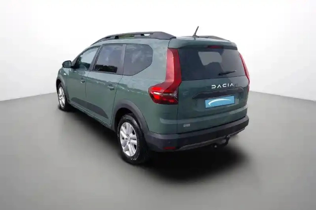 Dacia Jogger eco-g 100 5 places — photo 4
