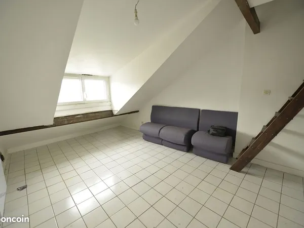 Studio 2 pièces 10 m²